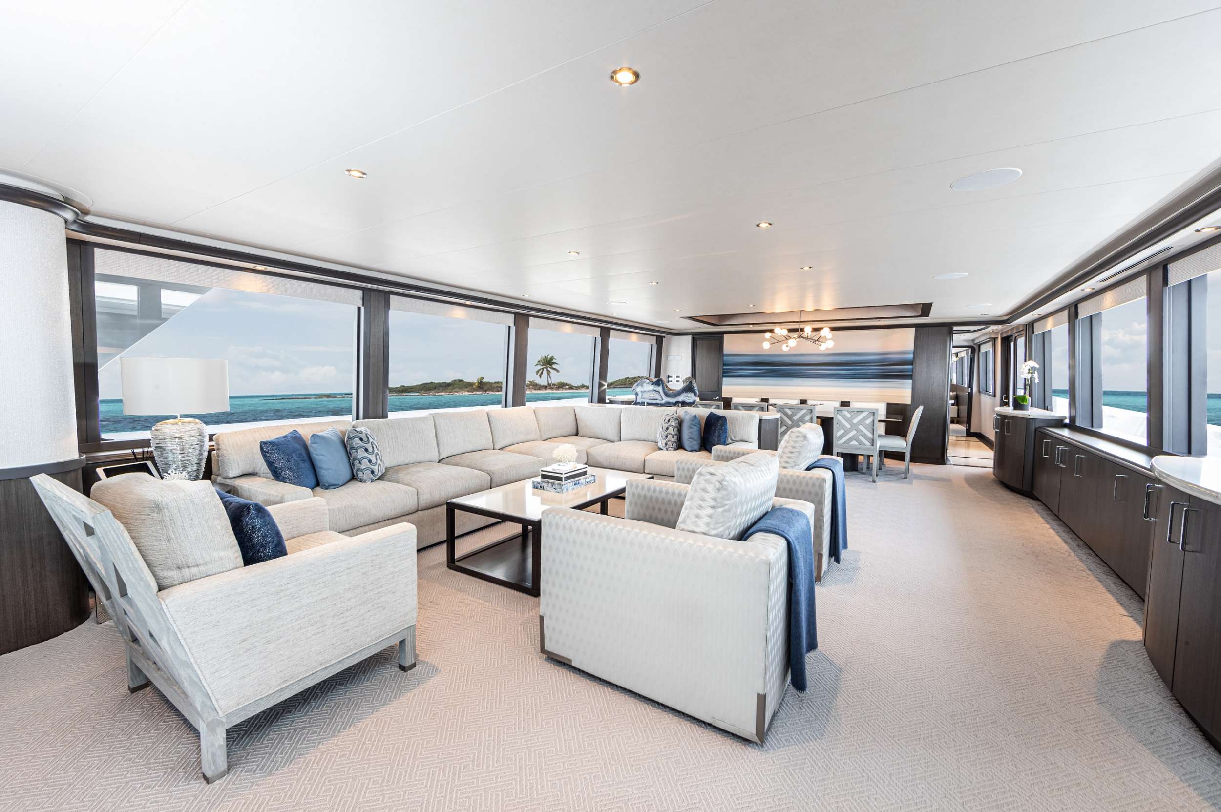 MEMENTO VIVERE Yacht Charter Details, Westport CHARTERWORLD Luxury